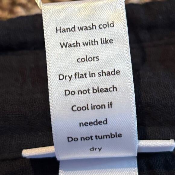 NWT Andie Resort Wear Corvo Black Gauze Swim Button Coverup Sz Medium - Picture 4 of 8